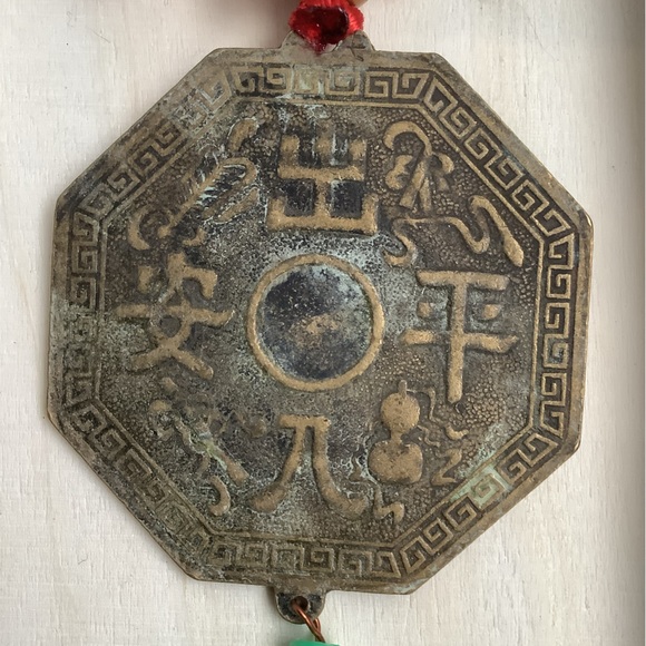 New Vintage FENG SHUI bagua hanging giant coin - Picture 5 of 5